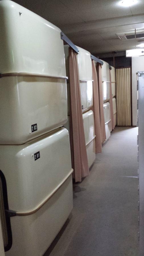 Capsule Hotel Honcho Sendai Extérieur photo